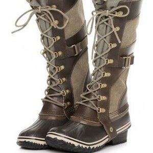 EUC SOREL Conquest Carly Boots